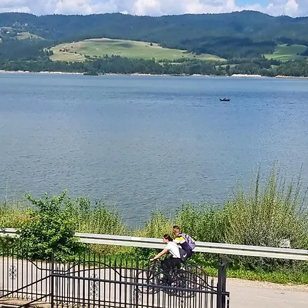 Z Pomostem Nad Jeziorem Czorsztynskim * Frydman